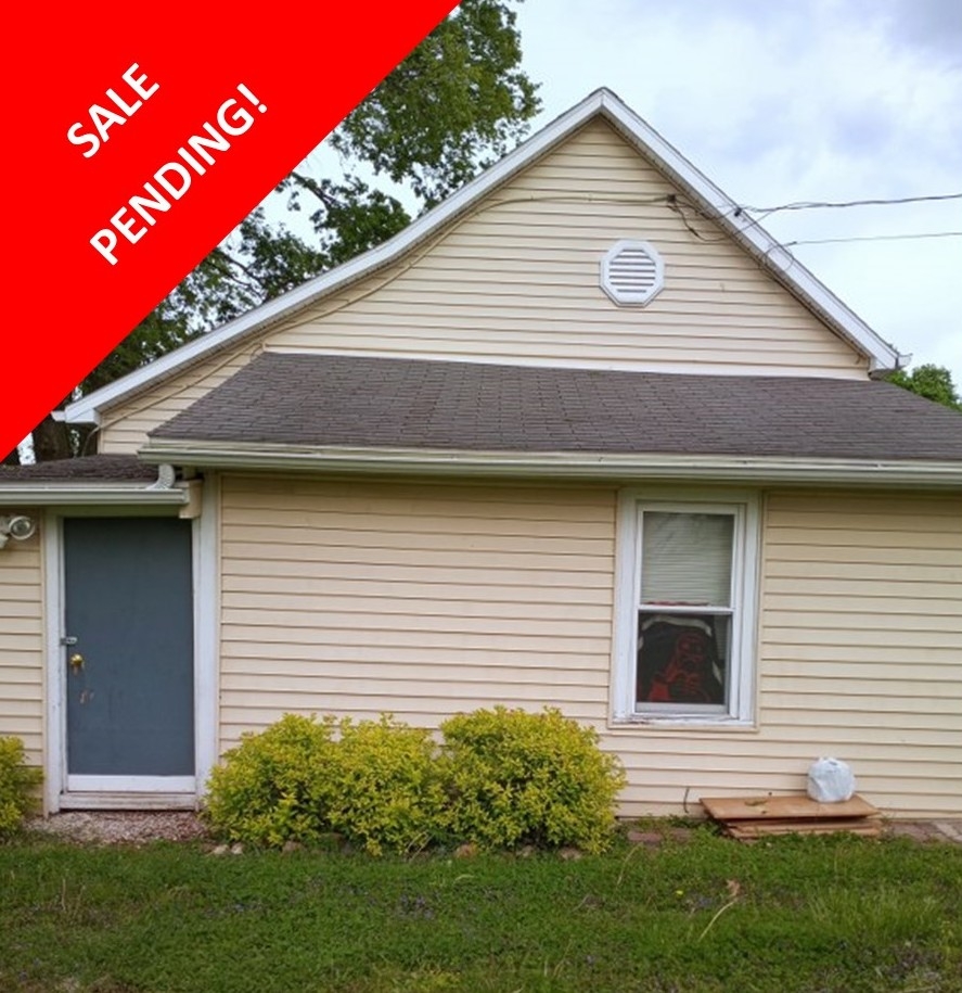 588 Rodgers St., Barry, IL
